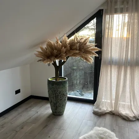 W Szczerym Lesie - Z Sauna I Jacuzzi W Lesie Nad Jeziorem Mucharskim Dabrowka (Wadowice)