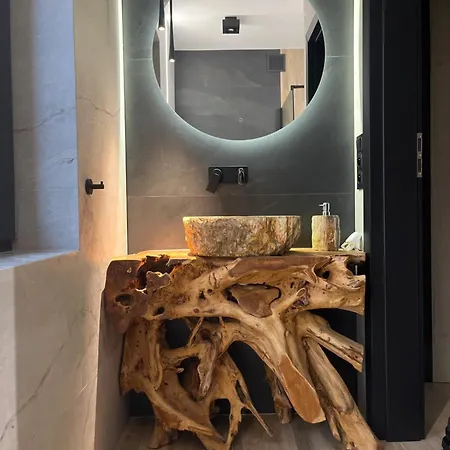 W Szczerym Lesie - Z Sauna I Jacuzzi W Lesie Nad Jeziorem Mucharskim Tatil Evi