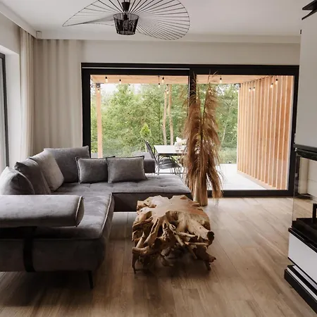 Prázdninový dům W Szczerym Lesie - Z Sauna I Jacuzzi W Lesie Nad Jeziorem Mucharskim Dabrowka (Wadowice)