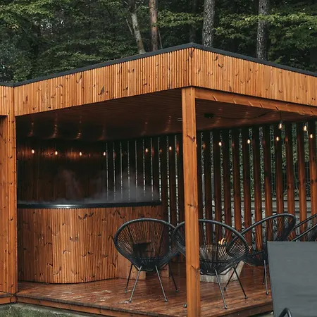 Holiday home W Szczerym Lesie - Z Sauna I Jacuzzi W Lesie Nad Jeziorem Mucharskim
